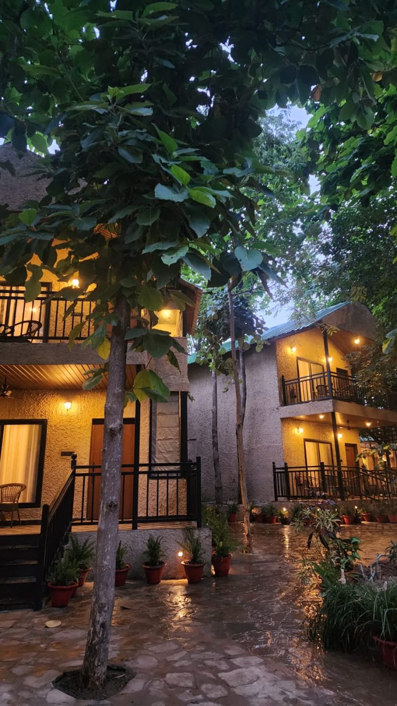 Forest cottages, Ratapani